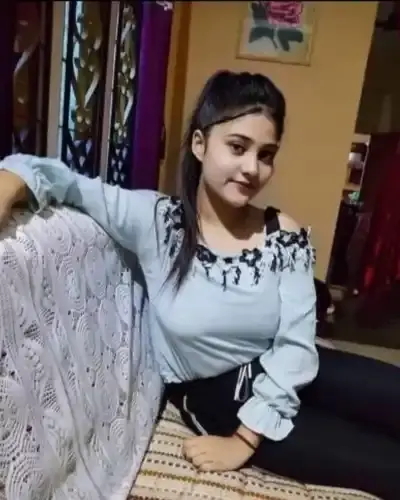 Call Girls Service in Sengaon